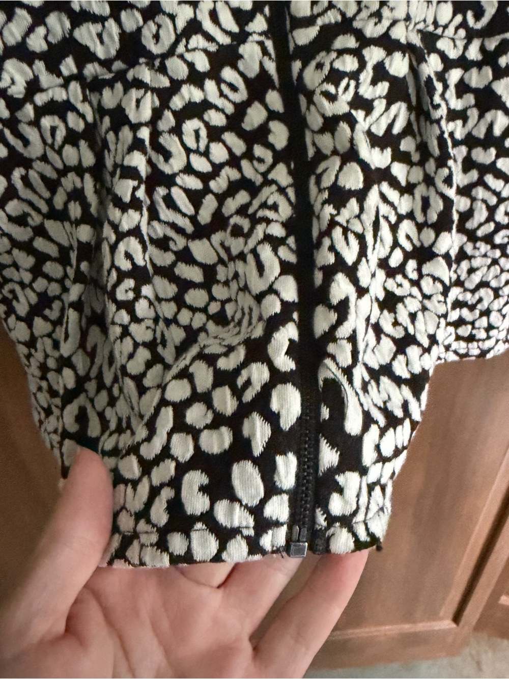 Guess Black and White Printed Bustier Camisole - Picture 5 of 8